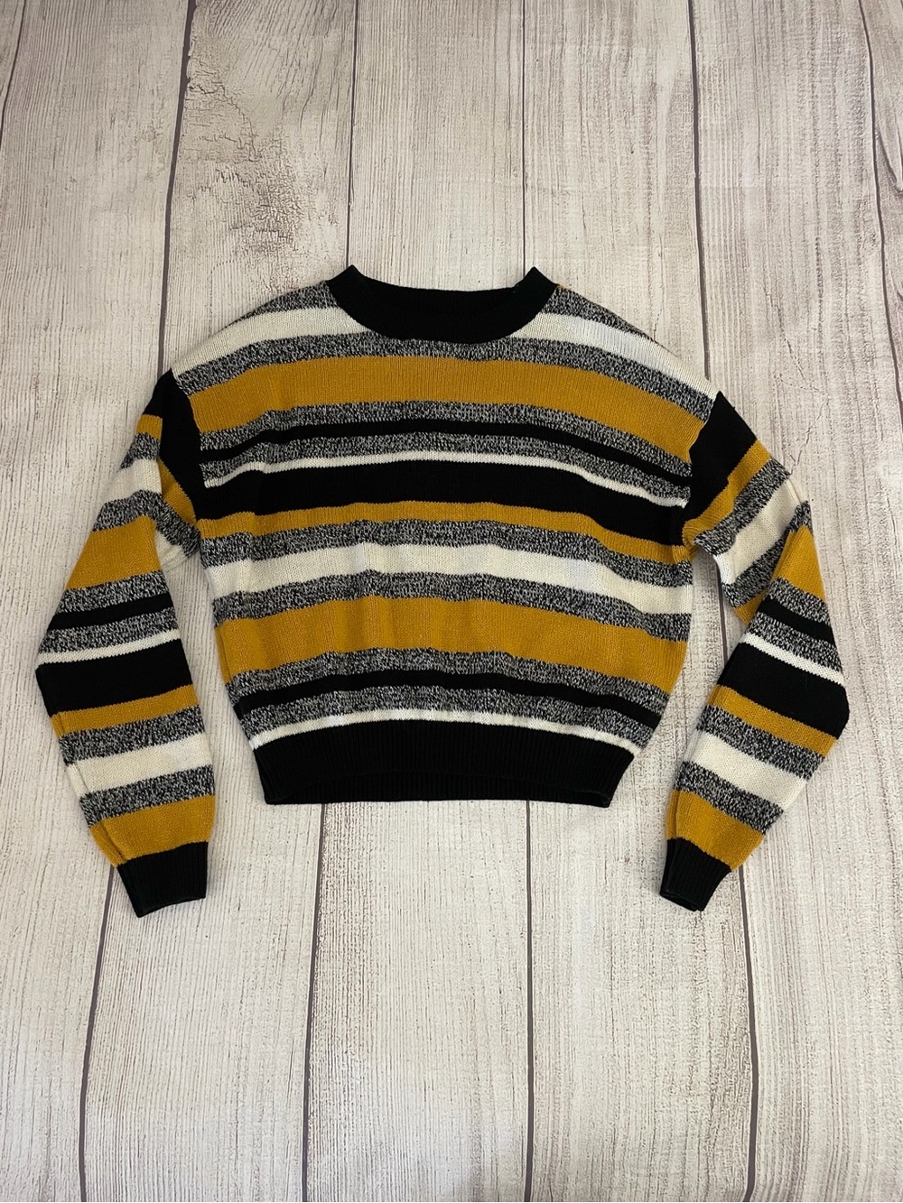 H&M DIVIDED Women’s Acrylic Sweater Black & Yellow Stripes Size Small